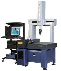 MITUTOYO Coordinate Measuring Machine